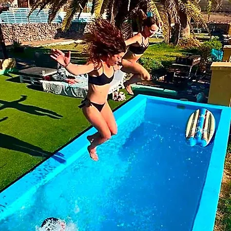 Adeje - Twinfin & Surf Yoga Camp 2*