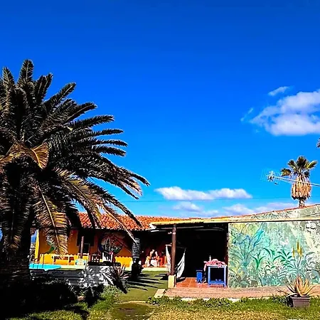 Adeje - Twinfin & Surf Yoga Camp Szálloda 2*