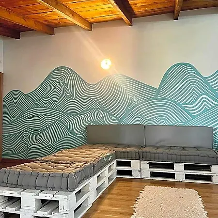 Adeje - Twinfin & Surf Yoga Camp Szálloda 2*